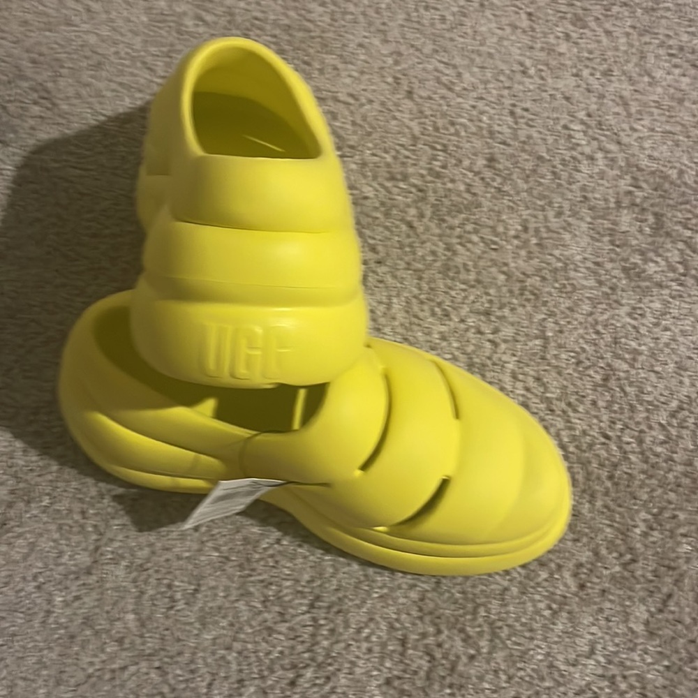 UGGS RUBBER SHOE #Cute 😘 - Picture 7 of 7